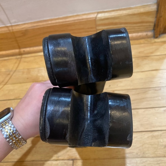 VTG 90s/00s Guess Wooden Wedge Platforms - Picture 9 of 11